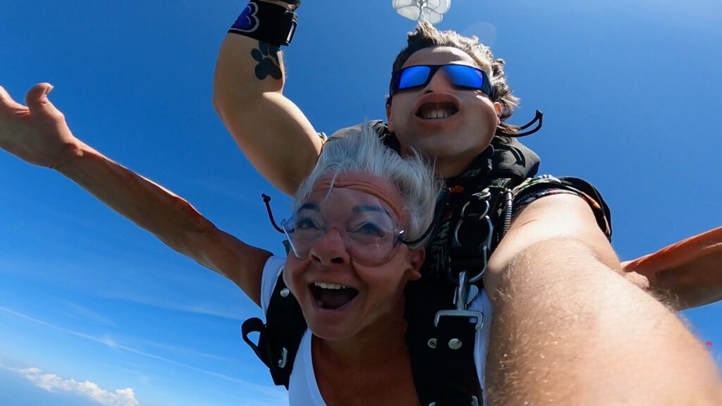 Stephaniexie Dalfonzo Goodbye Anxiety - skydiving